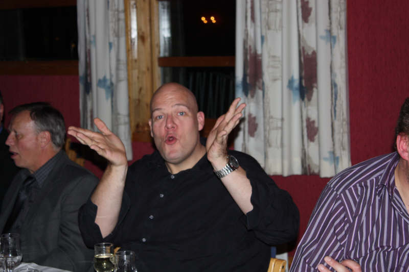 Divisjonsspelinga -. Kretsen har hatt bedre helger. 2. divisjonslaget redda kretsen si ære.