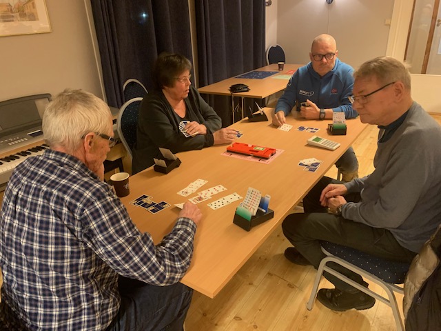 Første kveld i påskecupen 