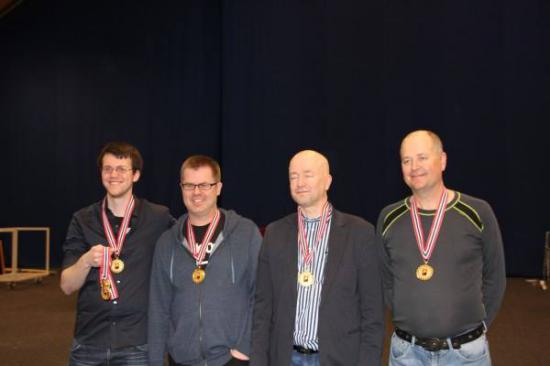 Vinnere 2 Div Avd A 1 Og 2 Divisjon 13 14 Galleri Nbf Romerike Og Glamdal Kretser Vi Samler Bridgen Til Ett Sted Bridgekrets Com